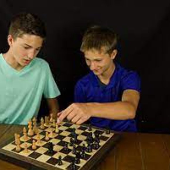 Premier Chess Board Game - Solid Wood Chess Set (NEW) - Picture 4 of 15